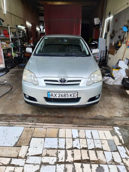 Продам toyota corolla 2005 года дизель робот