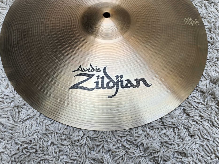 Talerz perkusyjny ZILDJIAN A AVEDIS FAST CRASH 16"