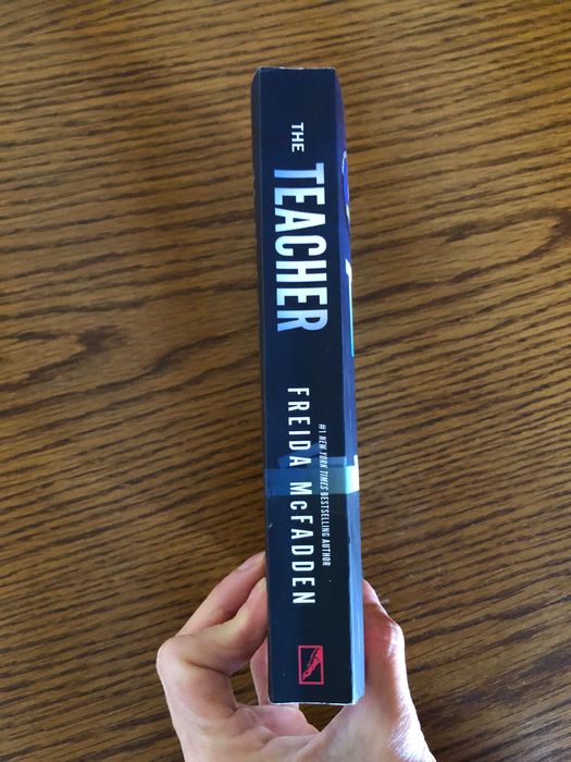 The book  ‘The Teacher’, Freida McFadden