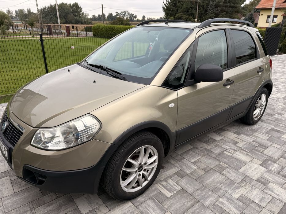 Fiat Sedici 1,6 inst.gaz, hak, opony zimowe