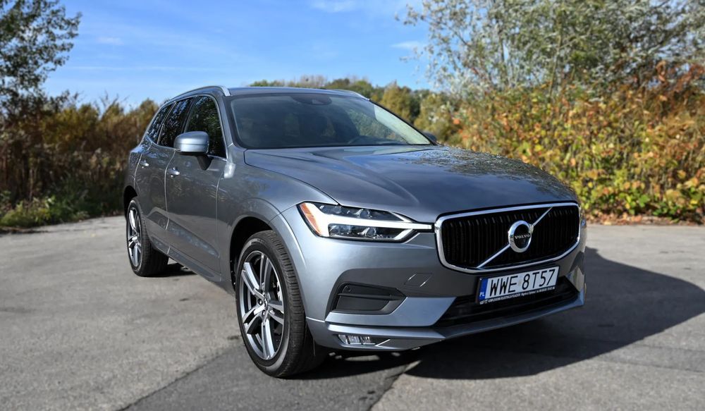 Volvo XC 60 Asystenci Panorama head up CarPlay