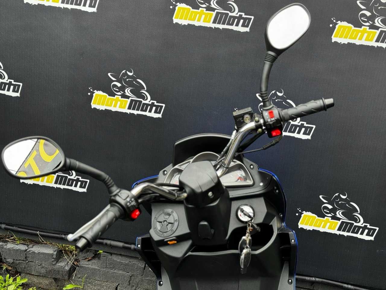 Скутер SPARK SP150S-18