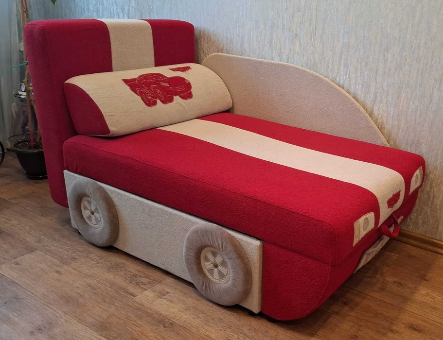 Диван дитячий автомобіль розкладний