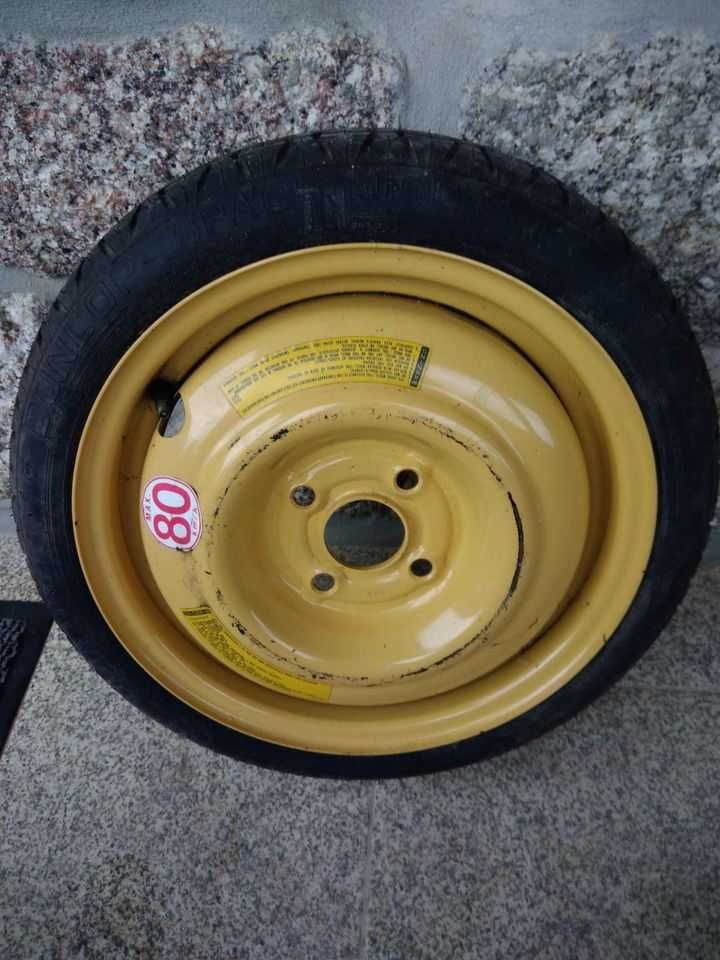 Roda suplente fina 4 furos usada | Entrega Nova Arcada (+10€)