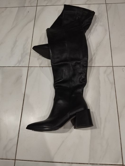 Сапоги новые 38размер