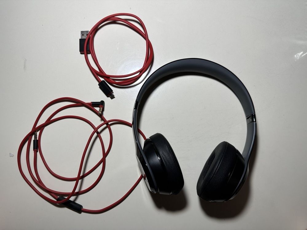 Beats Solo 2 Wireless