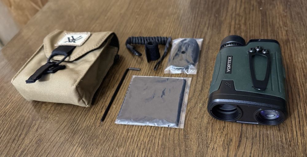 Лазерний далекомір Vortex Viper HD3000 7x25