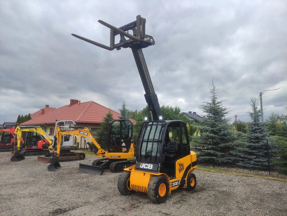 JCB TLT 30D teleskopowy  3 tony przesuw boczny wideł  3 tony udzwig przesuw wideł