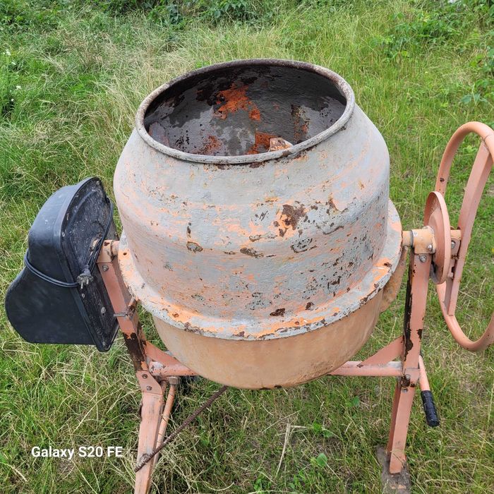 betoniarka 120 litrów na 230 V Polska - ma składane nóżki - 595 zł