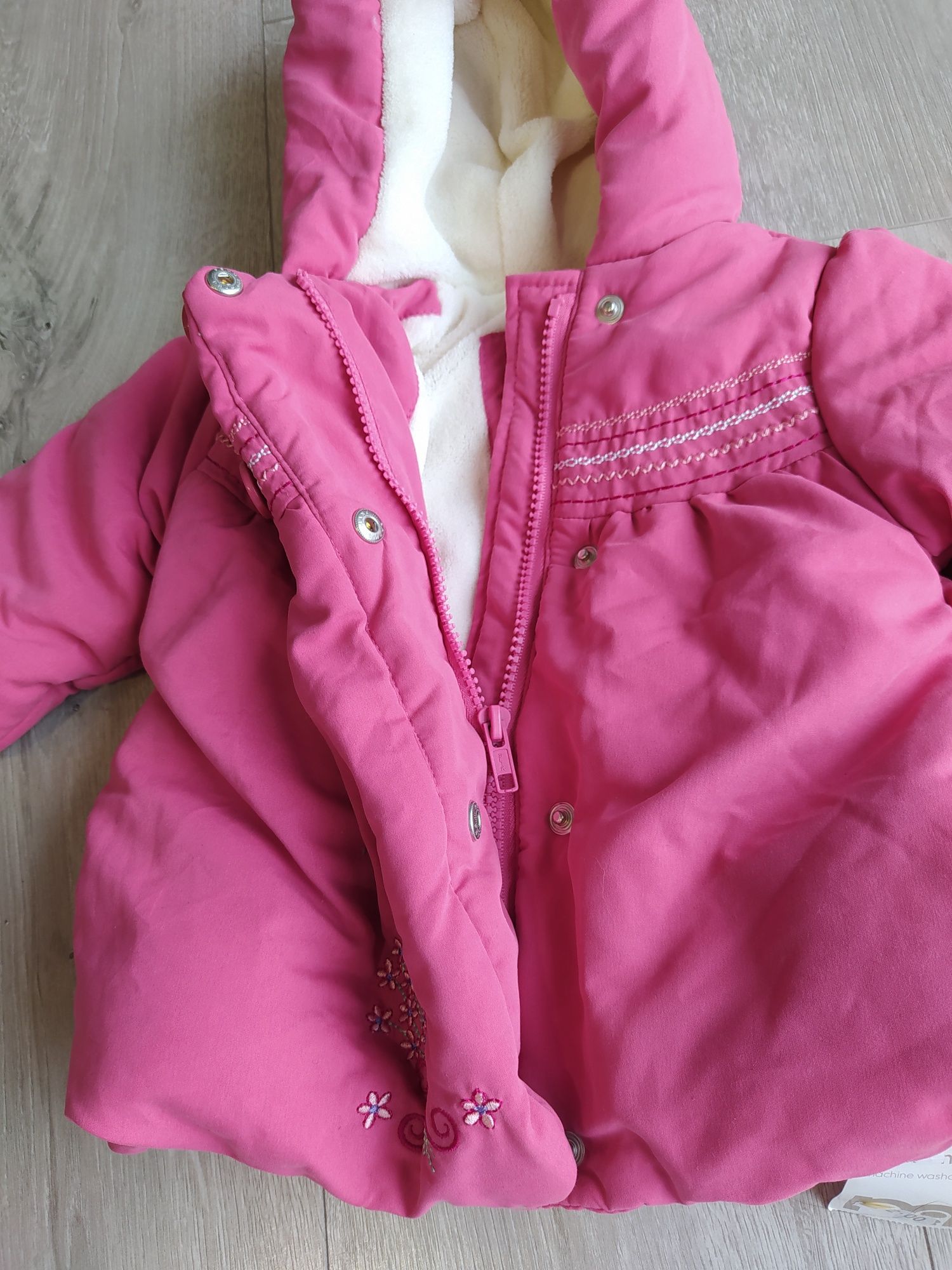 Весняна тепленька курточка-пальтечко для дівчинки на 6-12 місяців