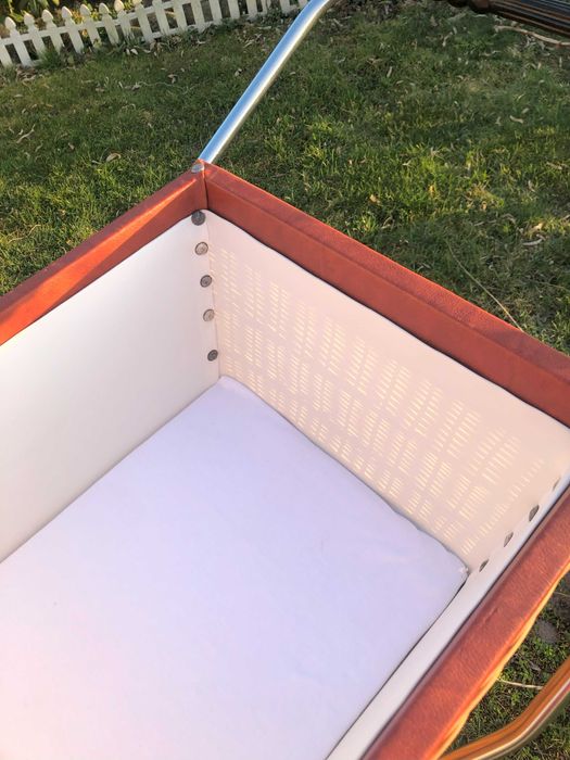 Wózek  wiklinowy retro PRL