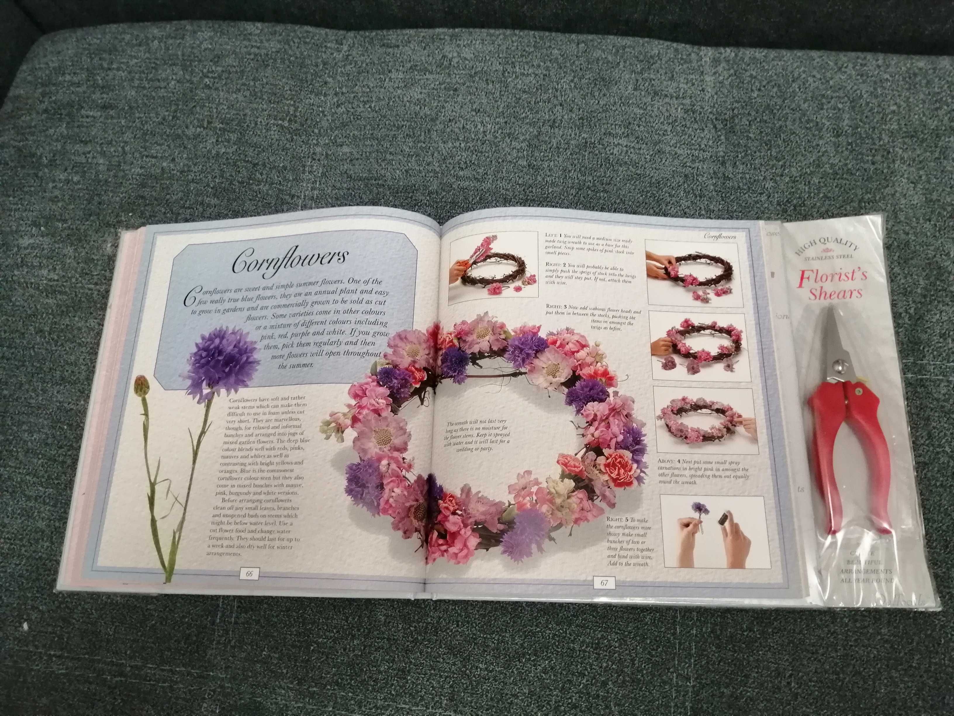 "The Flower Arranger's Handbook"/"Справочник флориста" (eng)