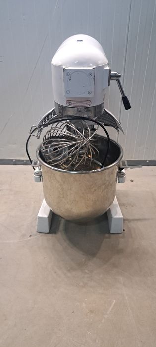 Високошвидкісний планетарний міксер