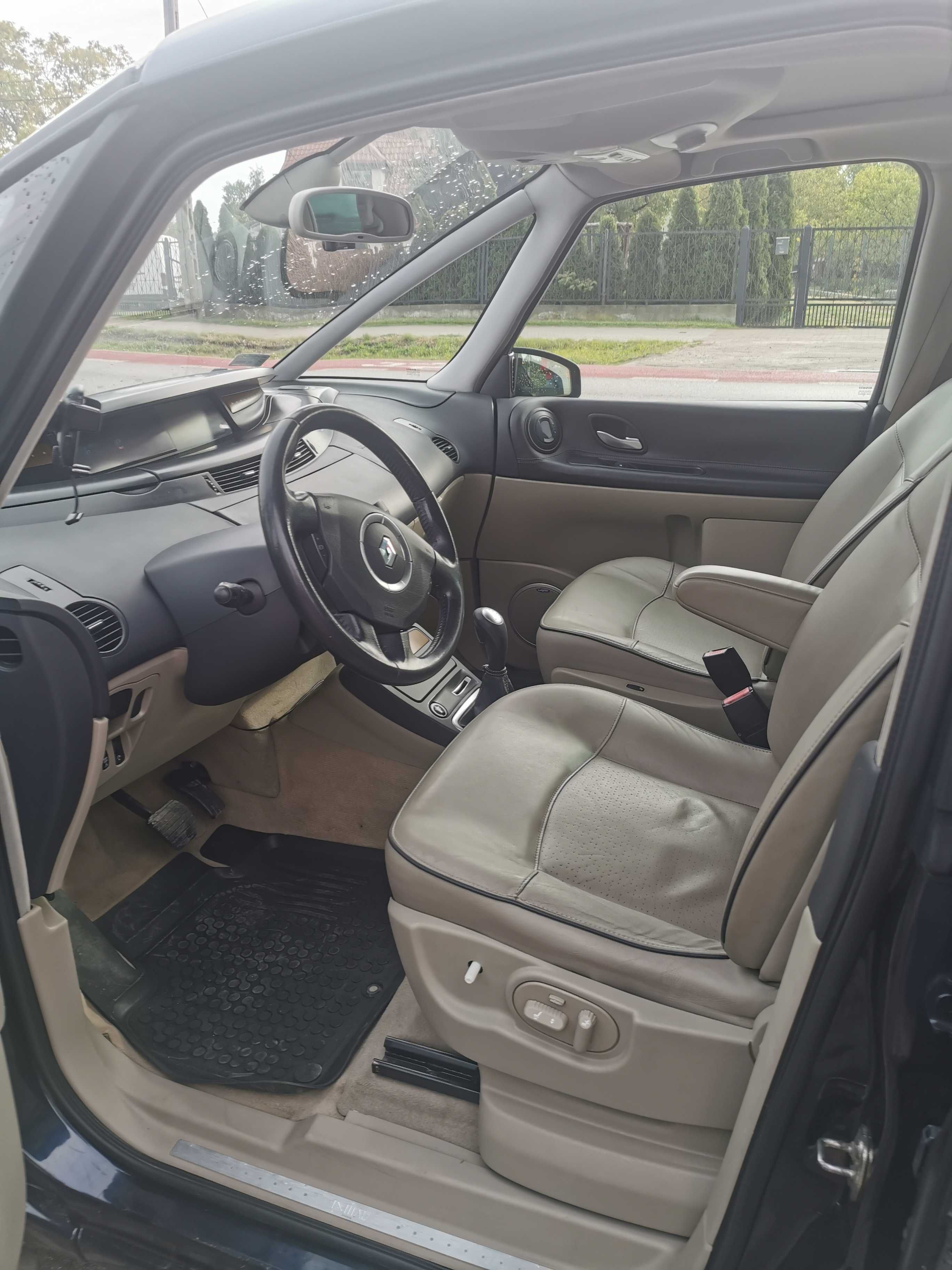 Renault Grand Espace 3,5v6 Initiale Paris, panorama, automat, LPG