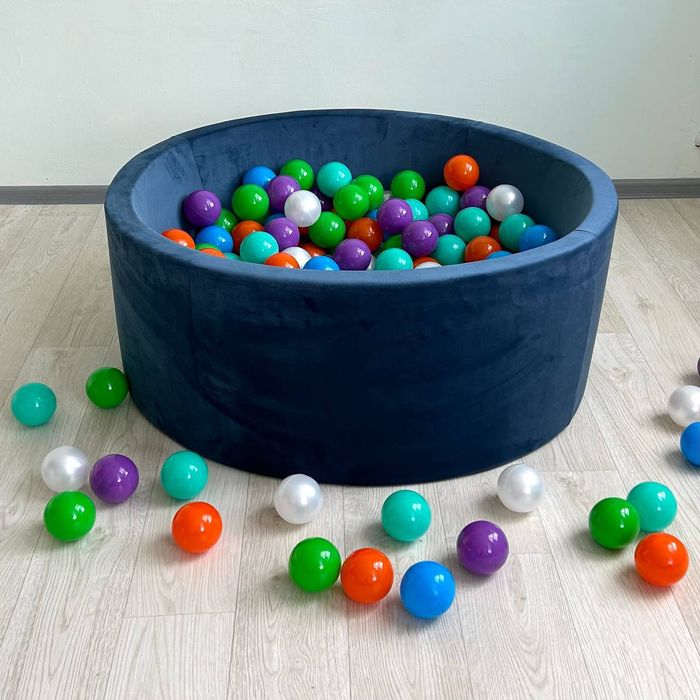 Сухий басейн синій з кульками і без. Діаметр  100см. Наложка