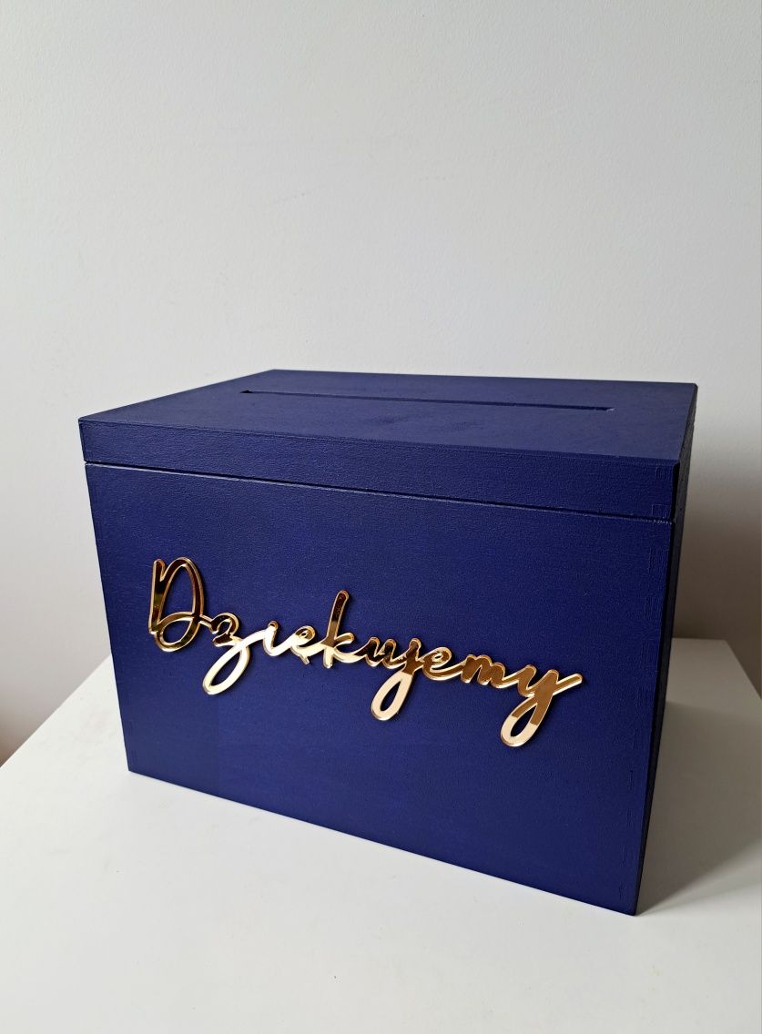 Granatowe pudełko na koperty lustrzany złoty napis