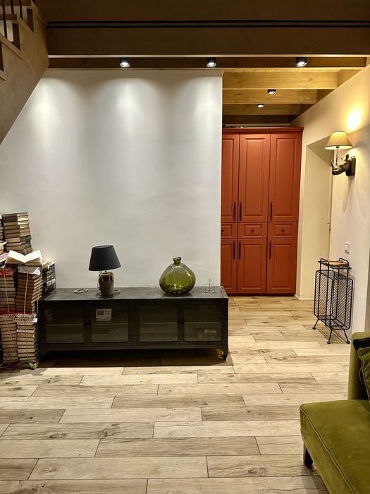 Дворівнева квартира з дизайнерським ремонтом! Мінімальні податки!