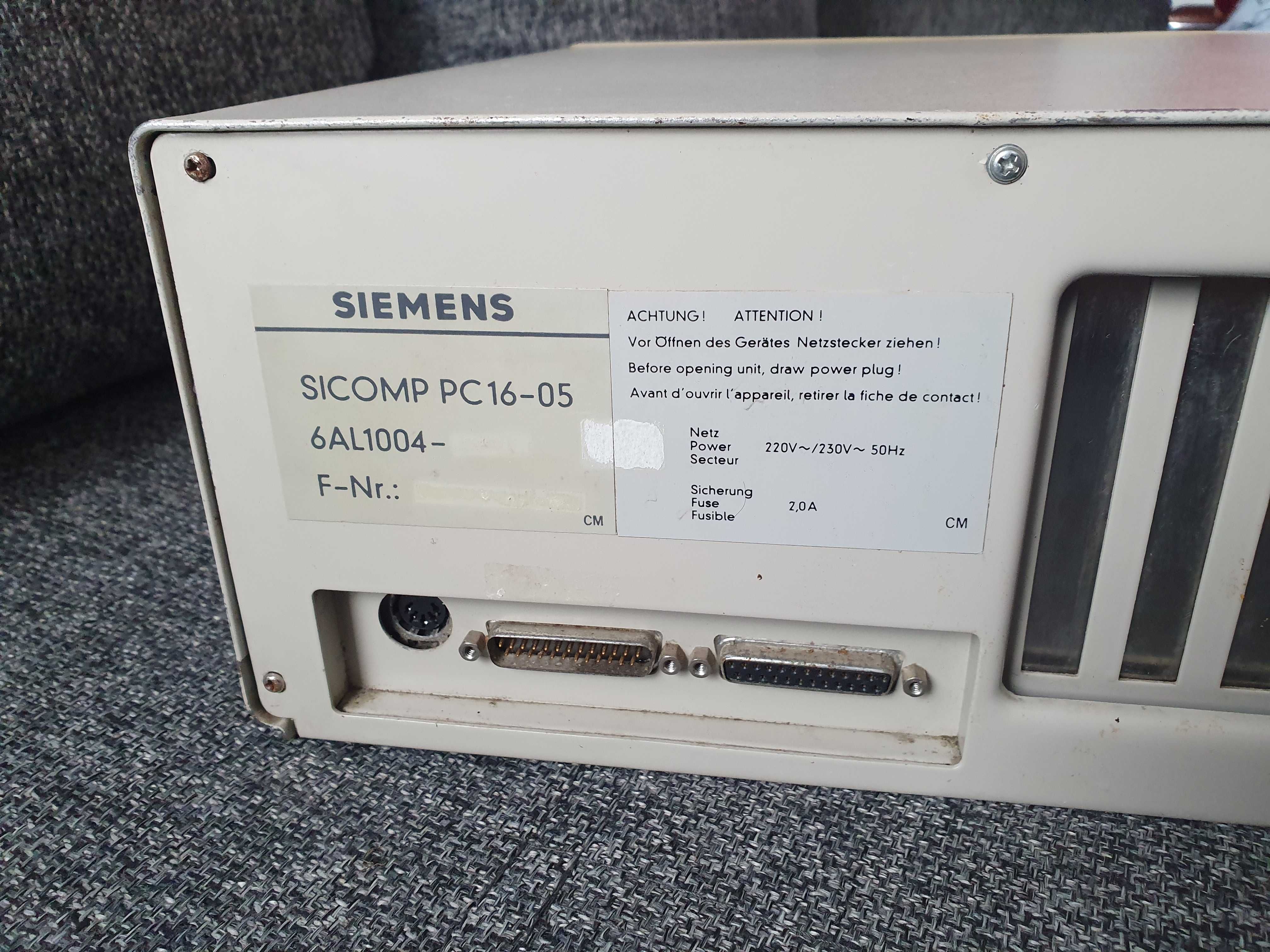 Stary zabytkowy komputer stacjonarny Siemens sicomp PC 16-05 retro