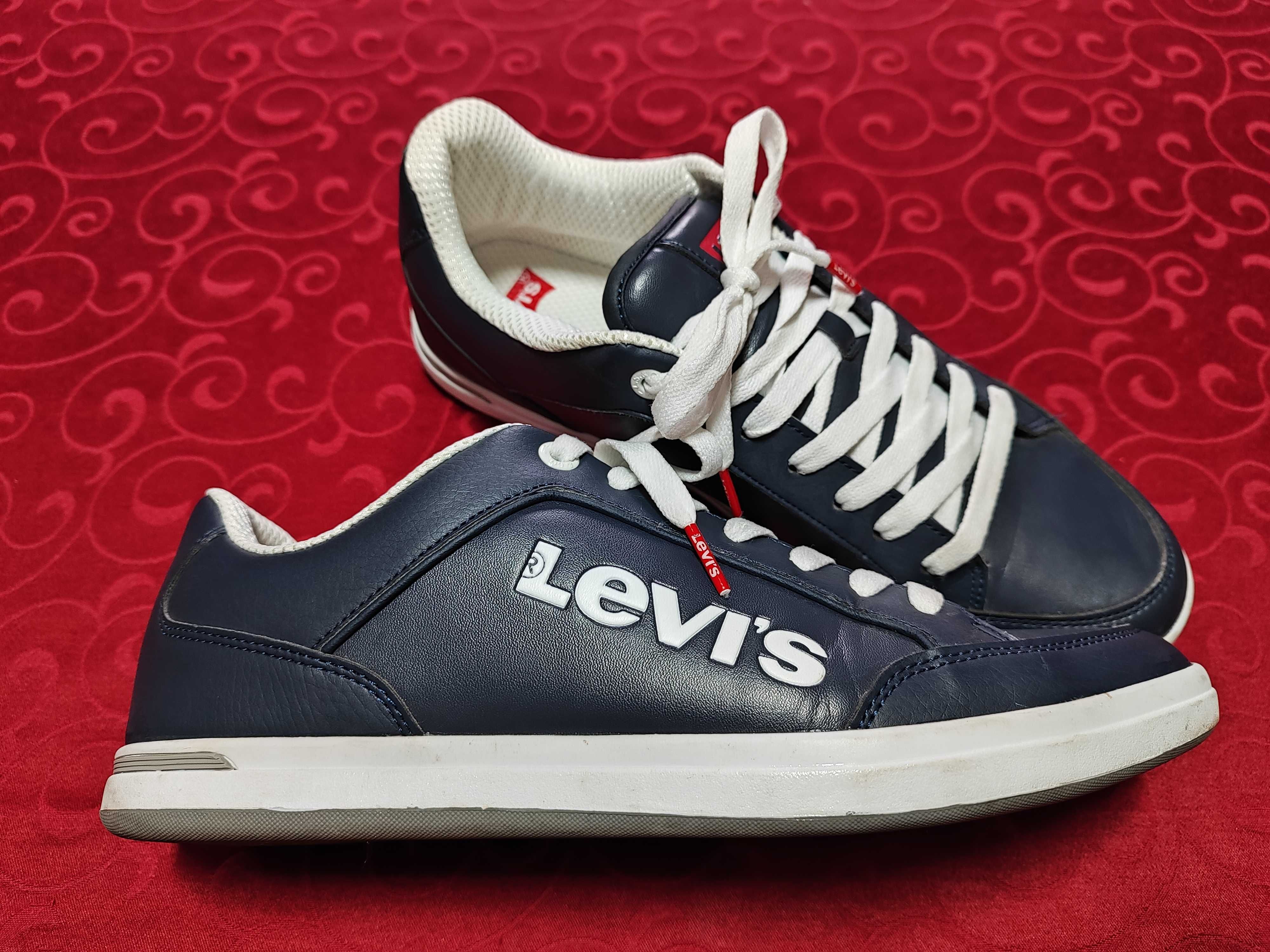 Sapatilhas Levi's Nº44 Semi-Novas