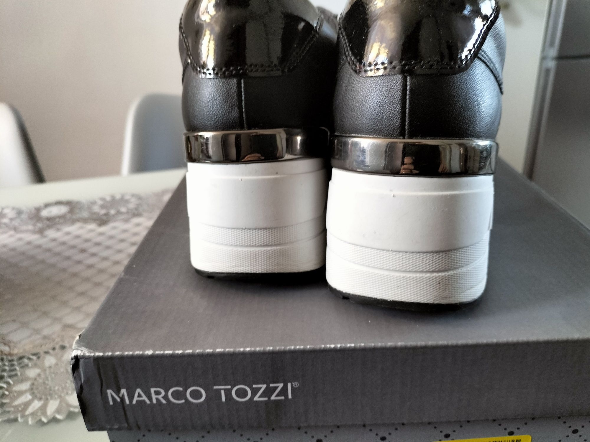 Sneakersy Marco Tozzi 41