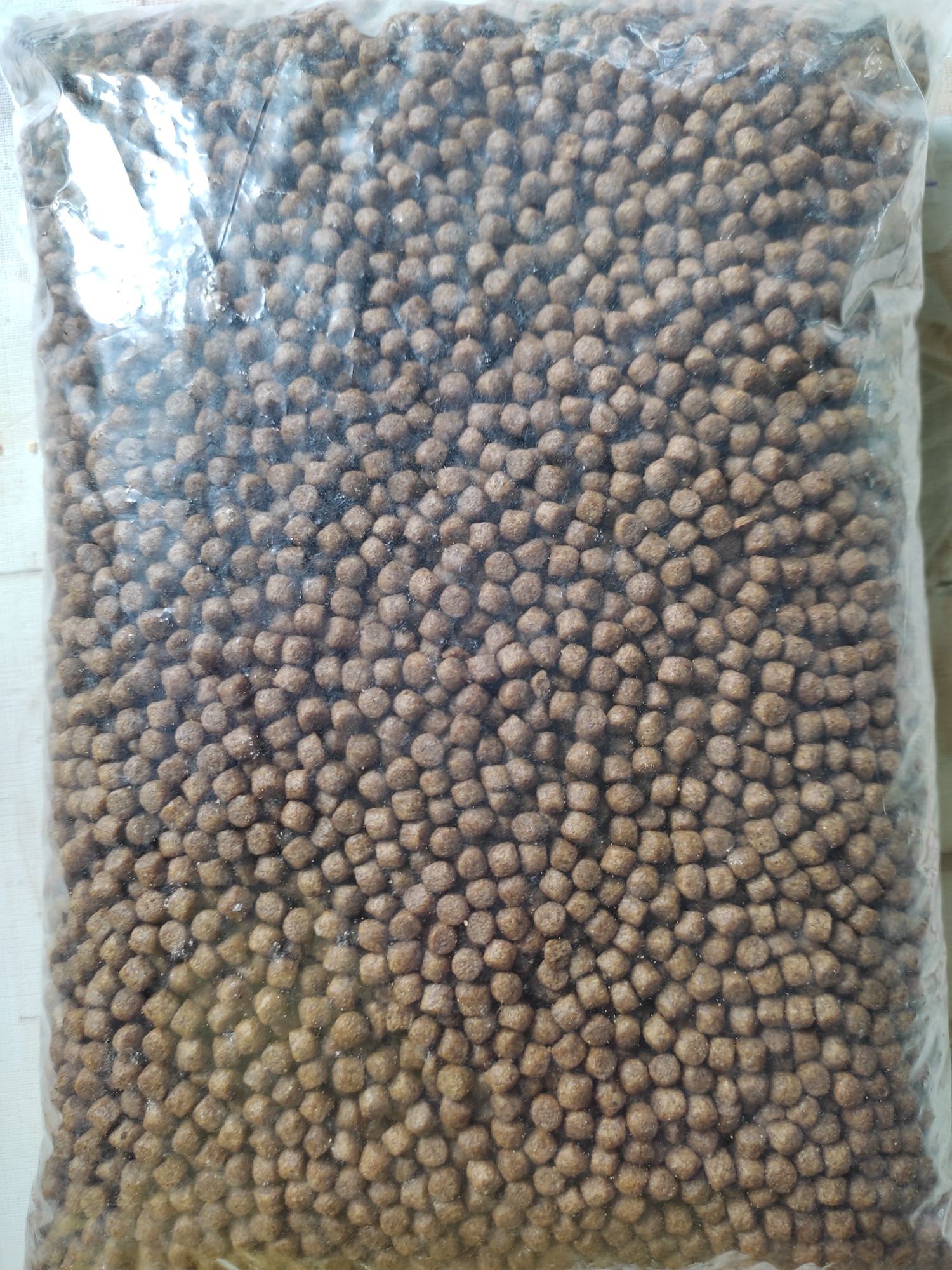 Coppens Grower , Staple  корм для карп кои, карась комета.