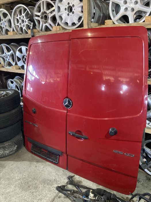 Задні праві/ліві двері (розпашні) Mercedes-Sprinter W906 316 Комплект