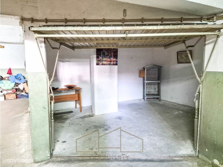 Garagem BOX no Feijó