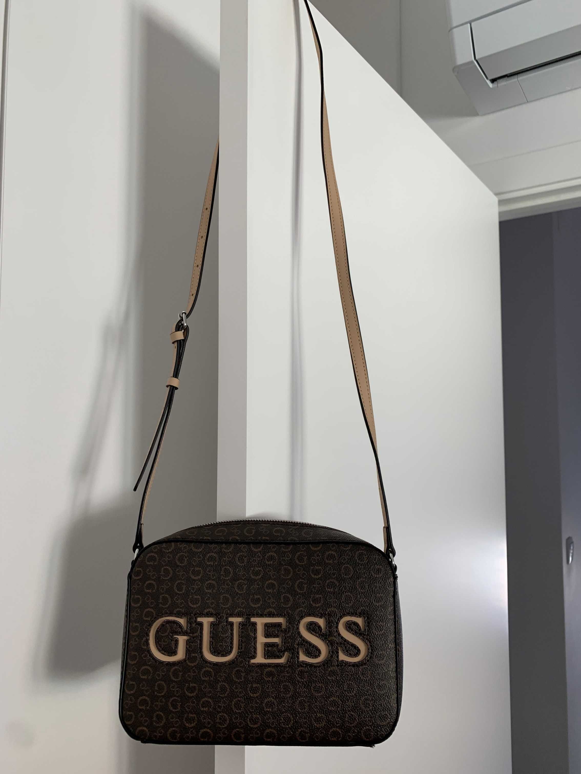 Mala de Tiracolo Guess, com monograma