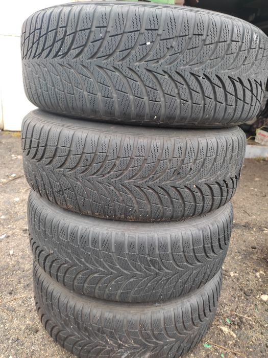 Колеса Шини з дисками і ковпаками з БМВ