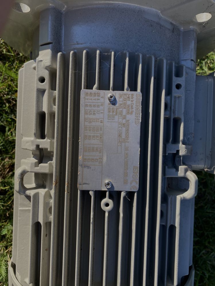 Silnik Siemens 1AV3014B