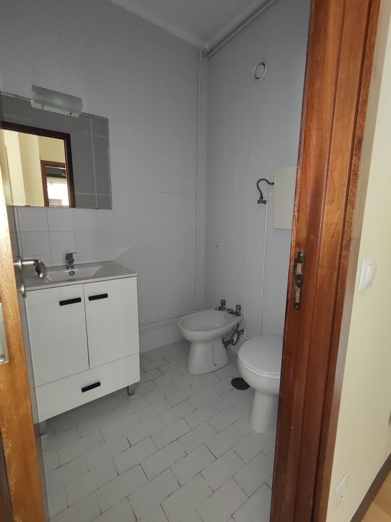 Apartamento T3 para arrendar - rua estado da Índia (Vila Nova de Gaia)
