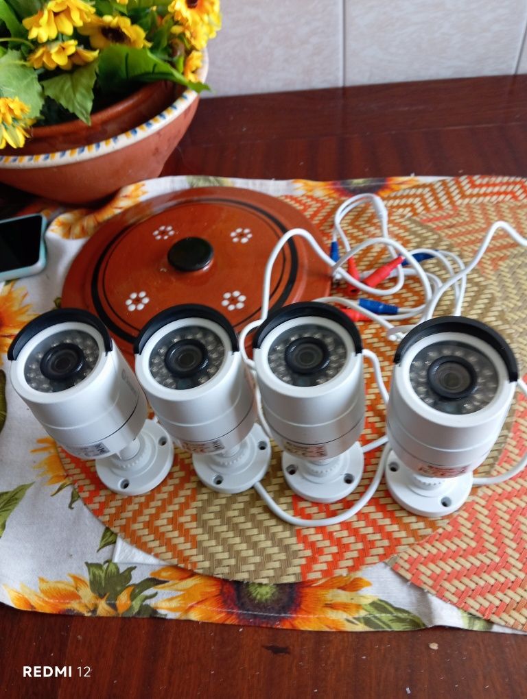 Câmaras CCTV ótimo estado