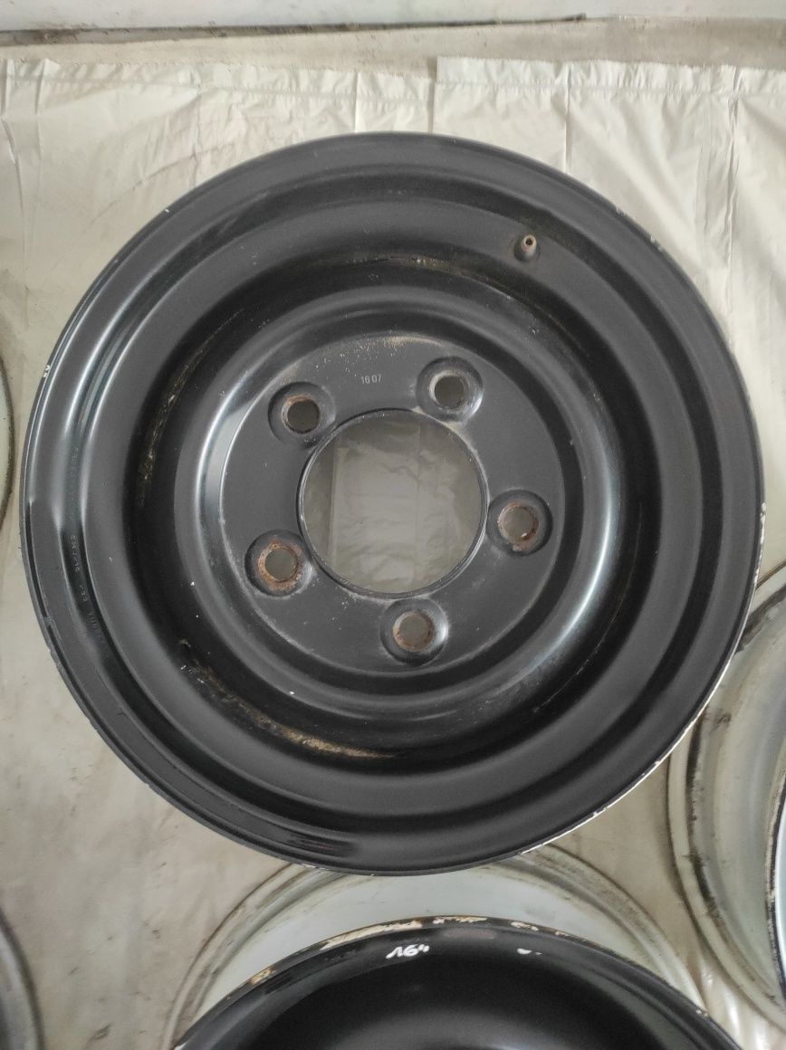 Felgi stalowe Land Rover Defender 16" 5.5J  5x165 ET 33