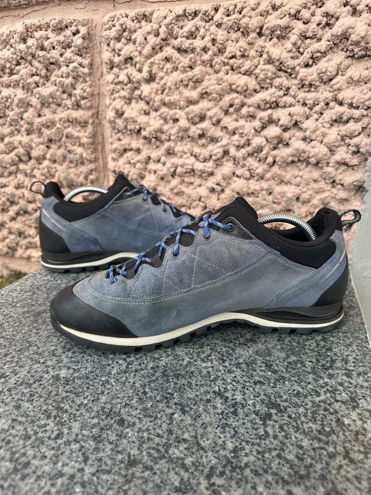 Кроссовки lowa gtx gore-tex 46.5 размер оригинал