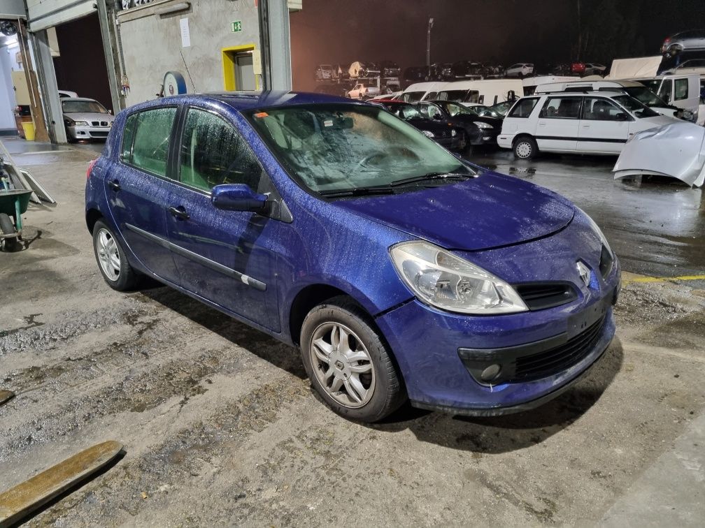 Renault Clio 3 1.4 16V de 2006 para peças