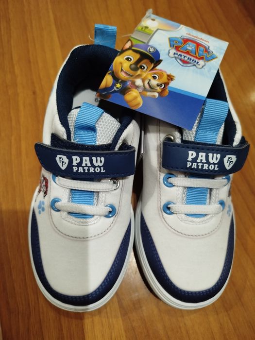 Buty sportowe Paw Patrol ze świecącą podeszwą rozmiar 29 Nowe