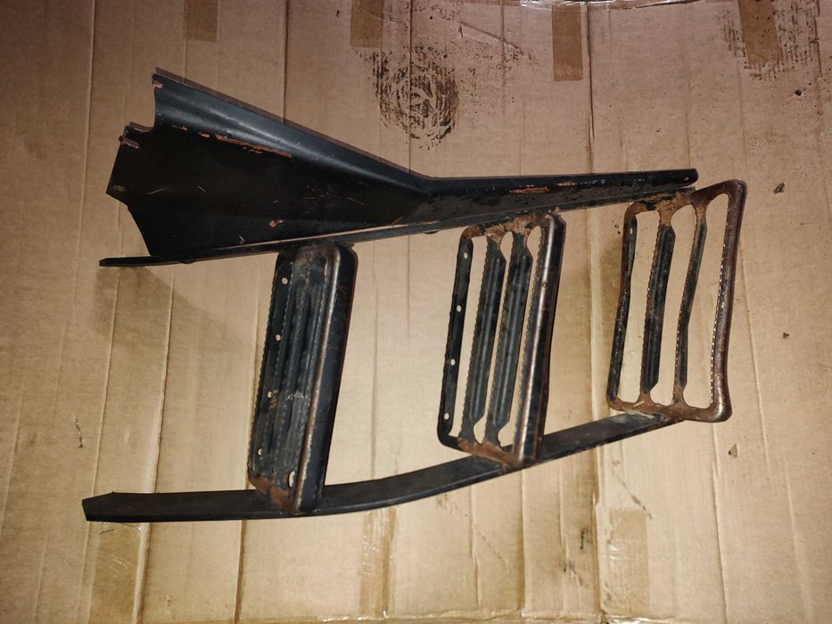 Drabinka lewa CASE 5120,5130,5140,5150 nr kat-1,533748C2