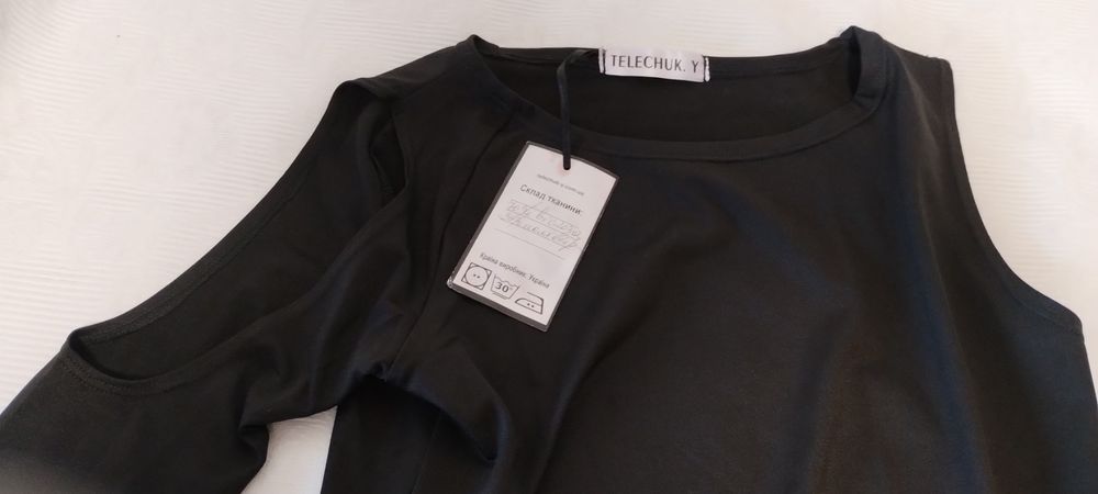 Шикарний комбінезон і дизайнерське плаття р.XS