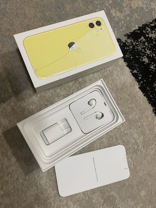 Продам iPhone 11