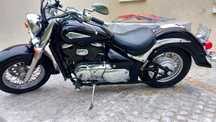 Suzuki intruder 800