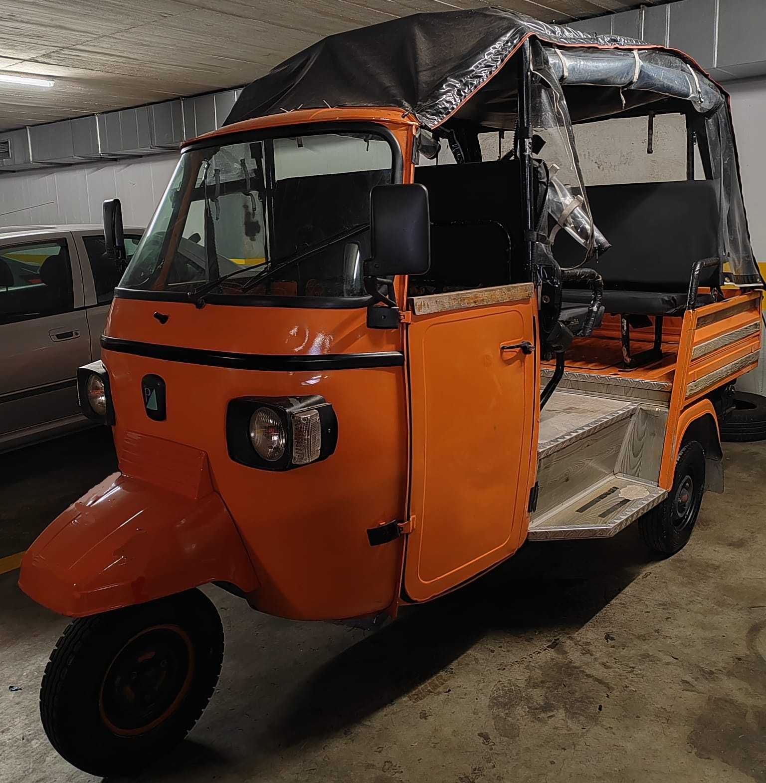 Tuk Tuk Piaggio Ape Classic 400