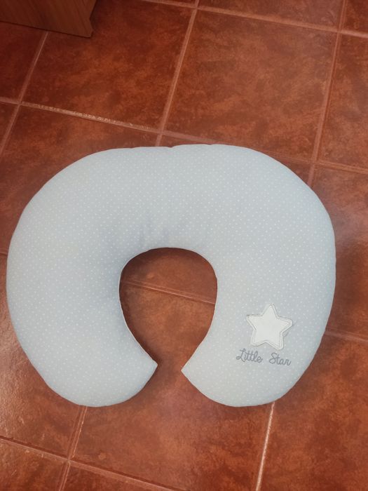 Almofada de amamentação com capa lavável