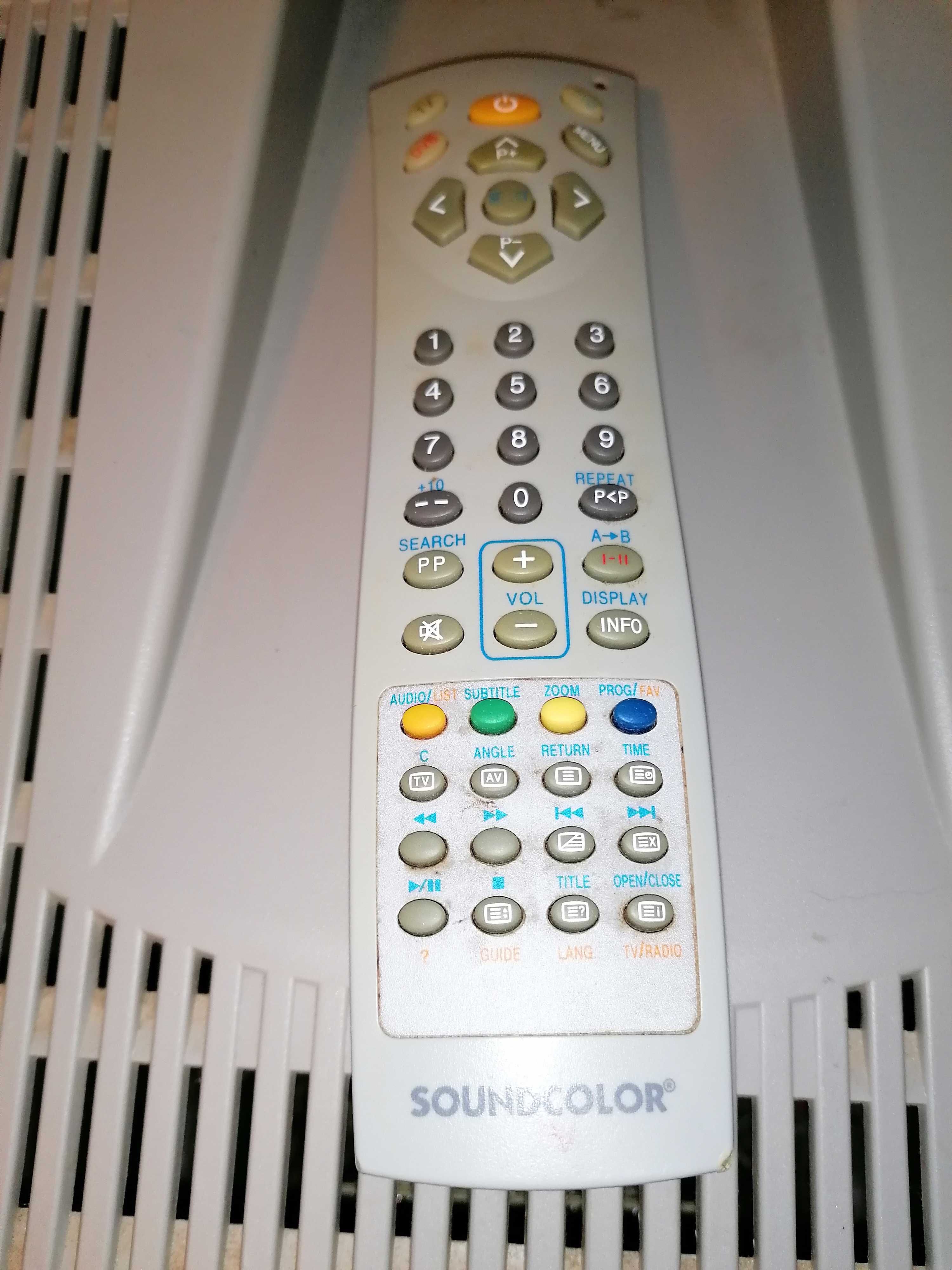 Televisão com leitor de DVD incluído