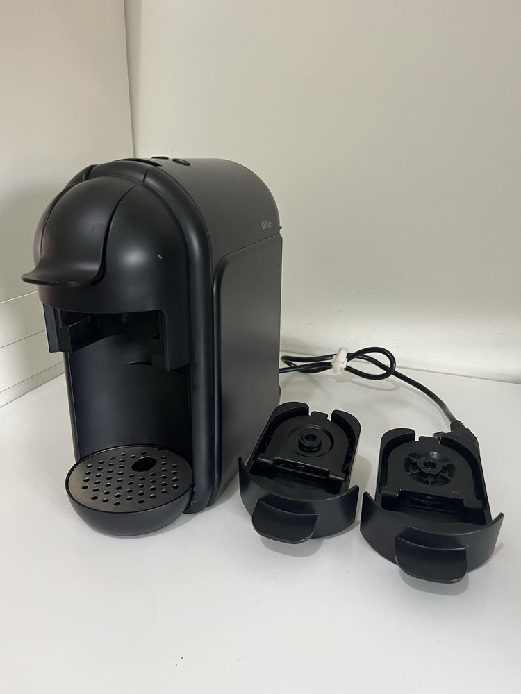 Cafeteira Qilive 2 em 1 - Nespresso e Dolce Gusto