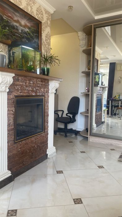 Варшавська Ждахи Малоголосківська Квартира особнячного типу