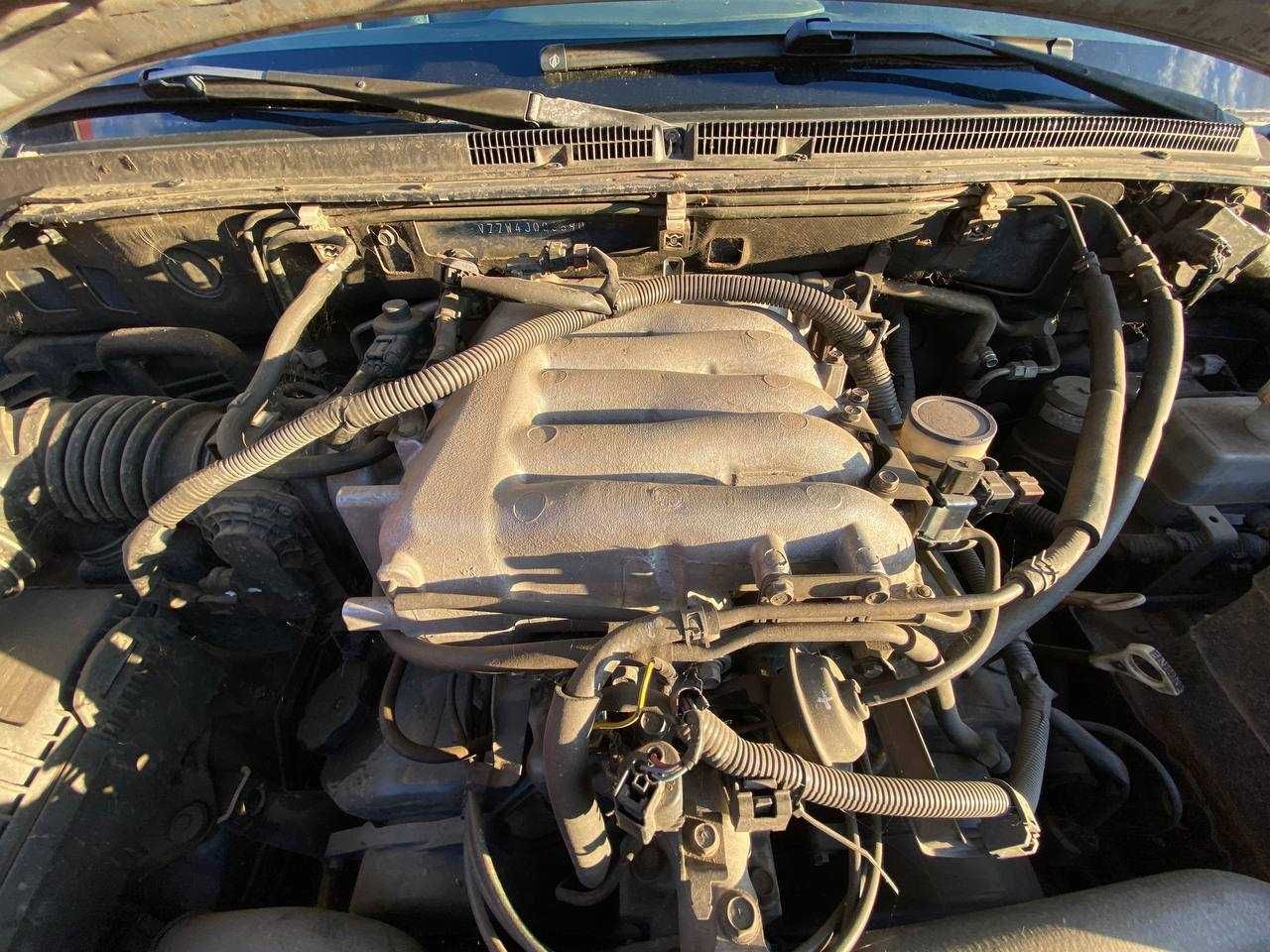Двигатель Mitsubishi 3.8 бензин 6G75