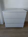 Duas Mesas cómoda branca IKEA MALM