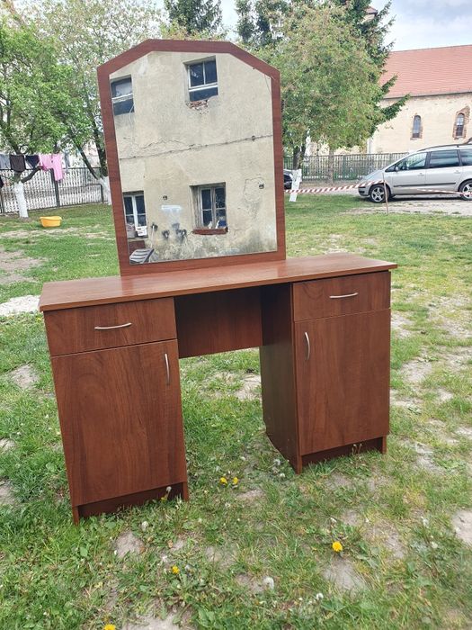 Toaletka kosmetyczna z lustrem brąz Duża