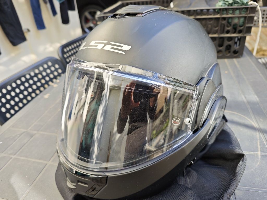 Capacete modular LS2 Valiant