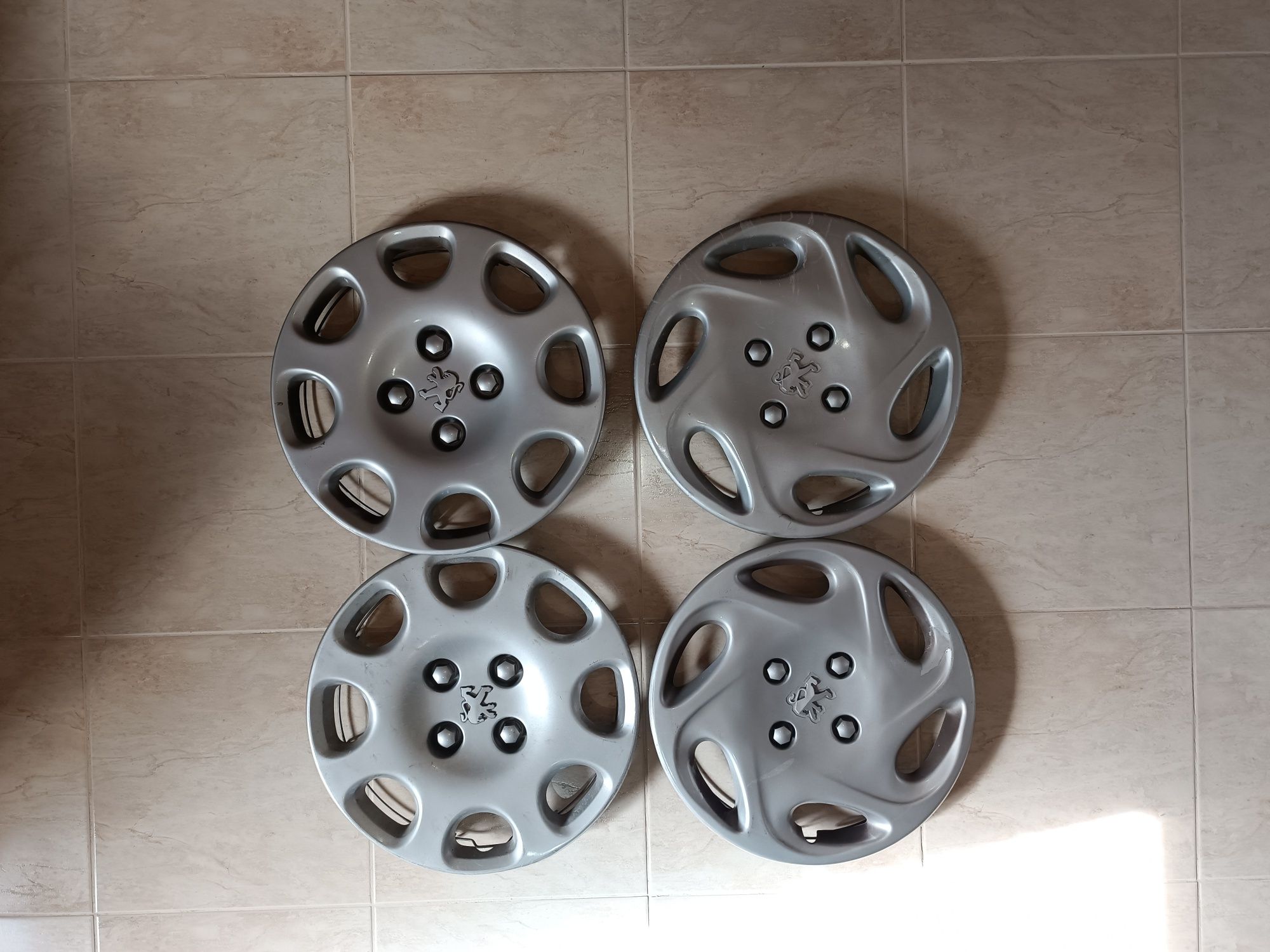 Tampas e jantes 14 Peugeot